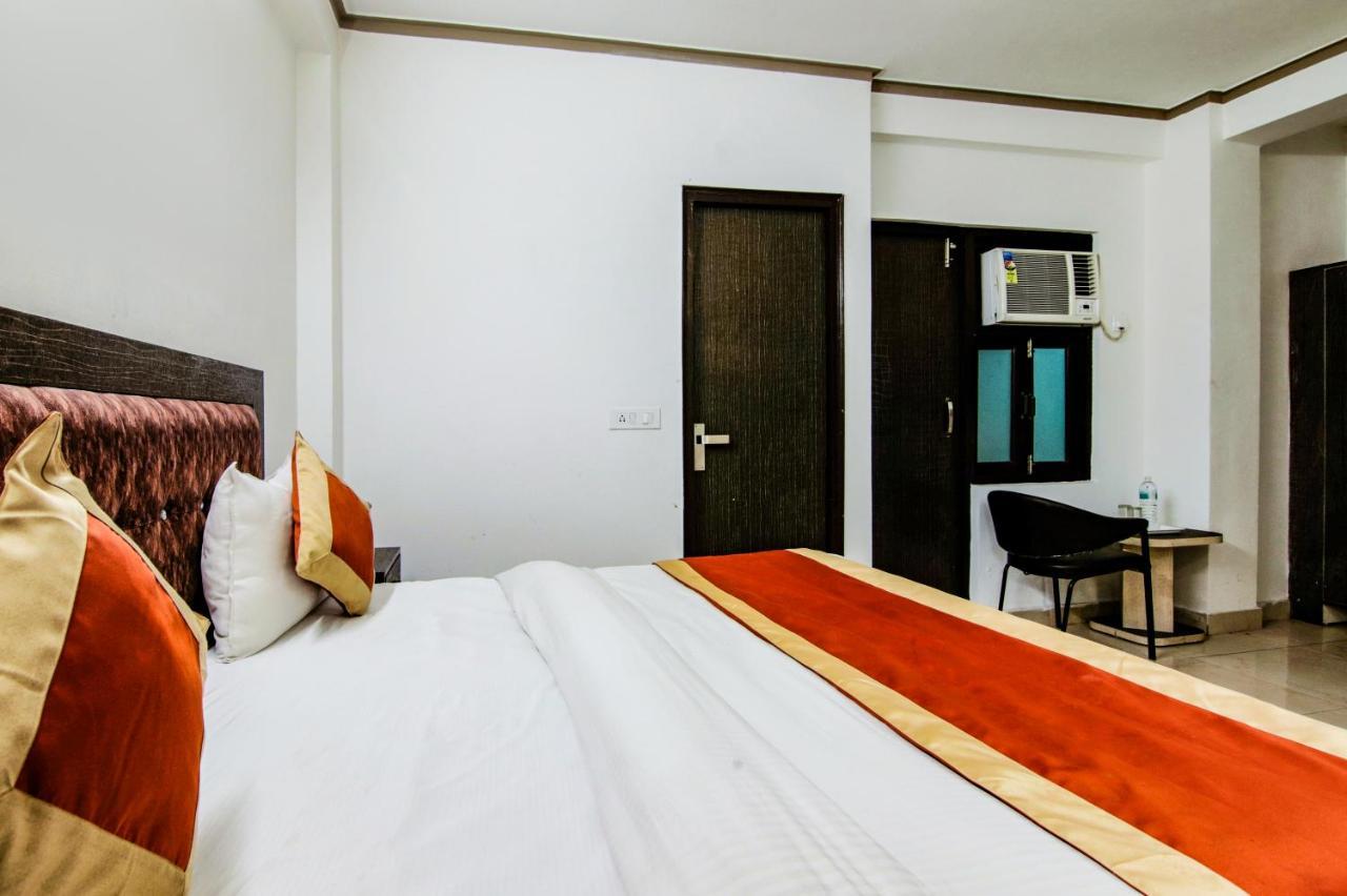 Hotel The Ocean Near Igi Airport 新德里 外观 照片