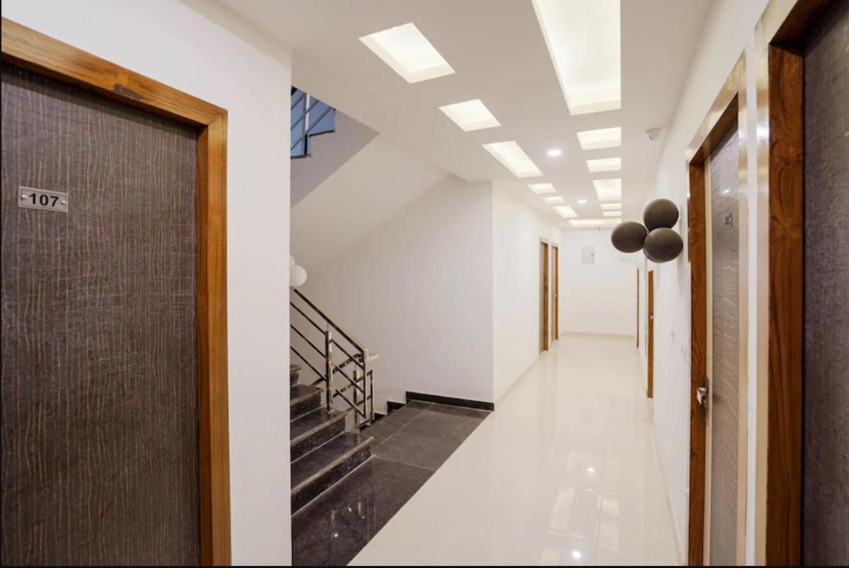 Hotel The Ocean Near Igi Airport 新德里 外观 照片